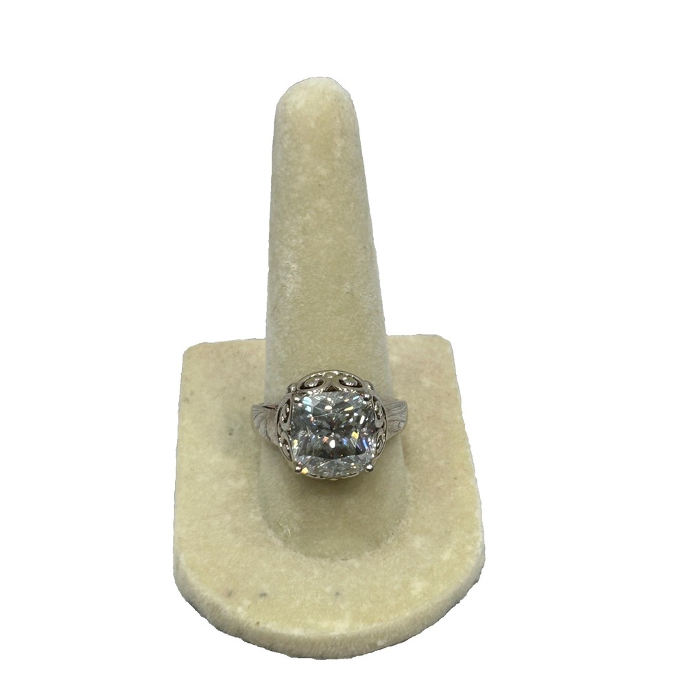 925 Sterling Silver Cushion Cut CZ‎ Solitaire Vintage Scroll Design Ring Size 8